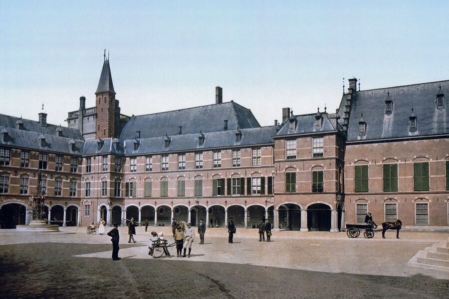Amsterdam: The Hague, Delft and Rotterdam Private Day Tour - Who this tour suits best