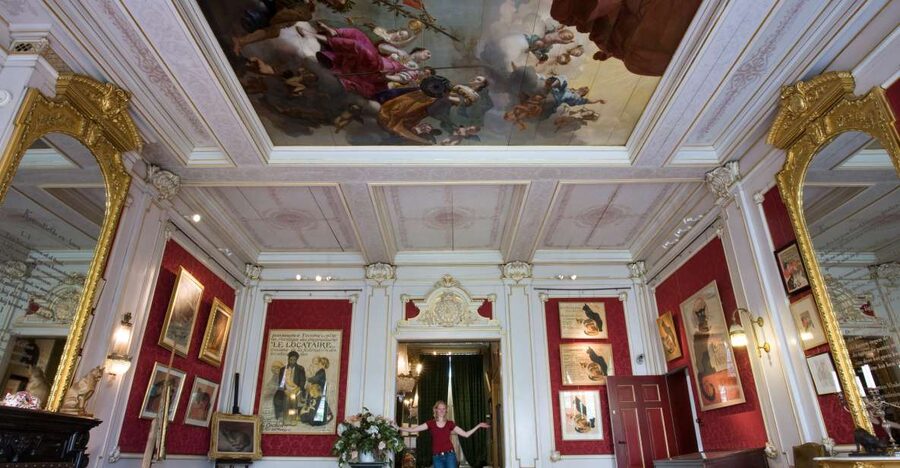 Amsterdam: The Kattenkabinet Cat Museum Entry Ticket - Bob Meijer’s Cat Origins: the museum’s backstory you should not skip