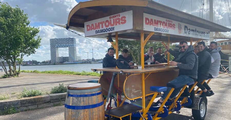 Amsterdam: The Original BUBBLES & BIKE Private Prosecco Tour - Key reasons to ride this Amsterdam Prosecco Bike