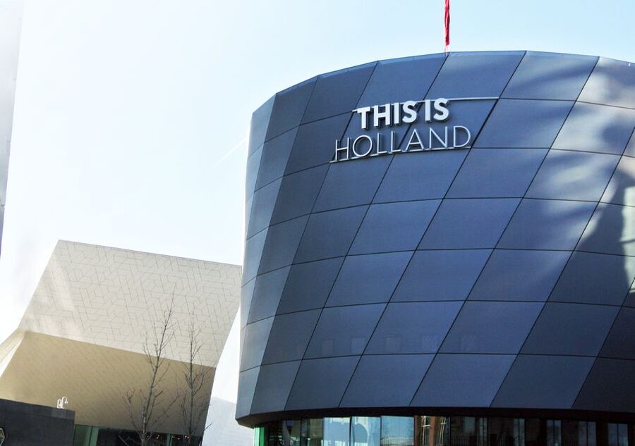 Amsterdam: This is Holland 5D Flight Experience Entry Ticket - The history part: quick context that makes the flight make sense