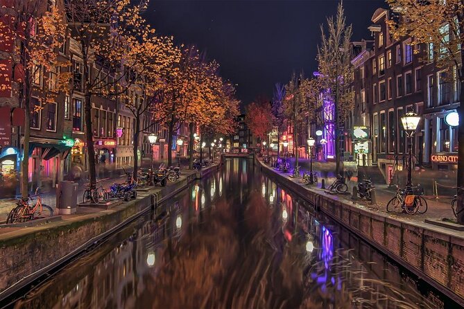 Amsterdam to Schiphol Airport Private Transfer - Early Flights, Flight Changes, and Staying in Touch