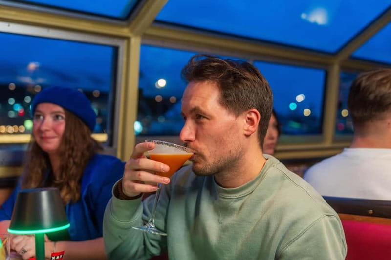 Amsterdam: Unlimited Cocktails Cruise on the Canals - Value for $38: When This Is a Great Deal