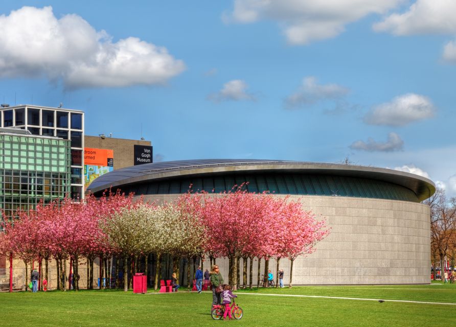 Amsterdam: Van Gogh Museum Guided Tour - Practical rules: bags, food, and why that matters in a museum