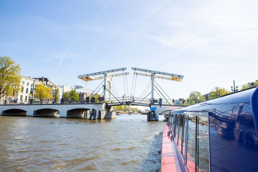 Amsterdam: Van Gogh Museum Ticket and City Canal Cruise - Inside the Van Gogh Museum: what you’ll actually experience