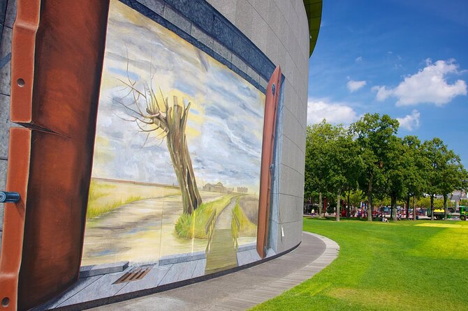 Amsterdam Van Gogh Museum Tour With Reserved Admission - Crowd Strategy: When to Go Early and How to Keep Photos From Taking Over