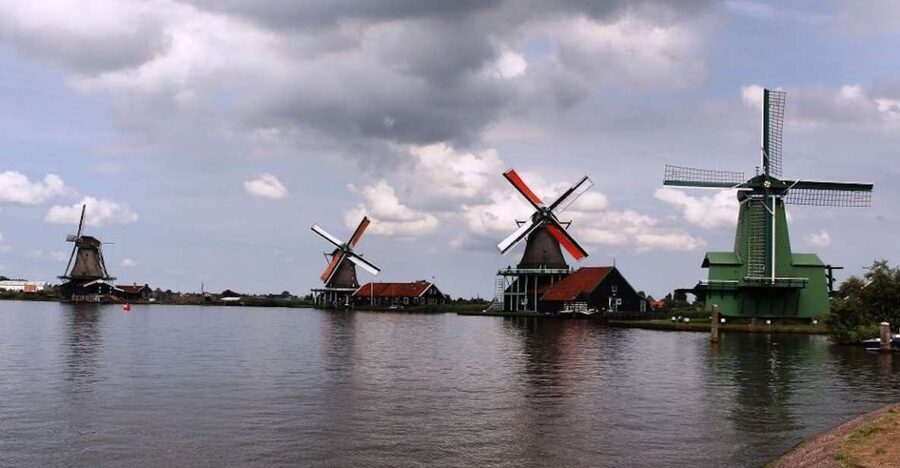 Amsterdam: Volendam, Windmill, and Cheese Farm Private Tour - A Smooth 5-Hour Private Ride Out of Amsterdam