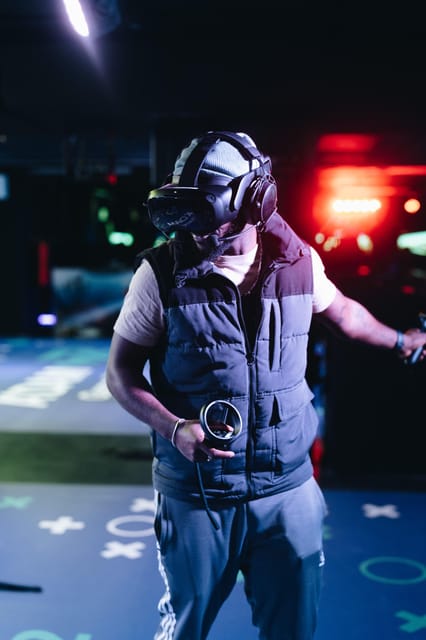 Amsterdam: VR Game Park Free-Roaming Experience - Who this VR game park suits best