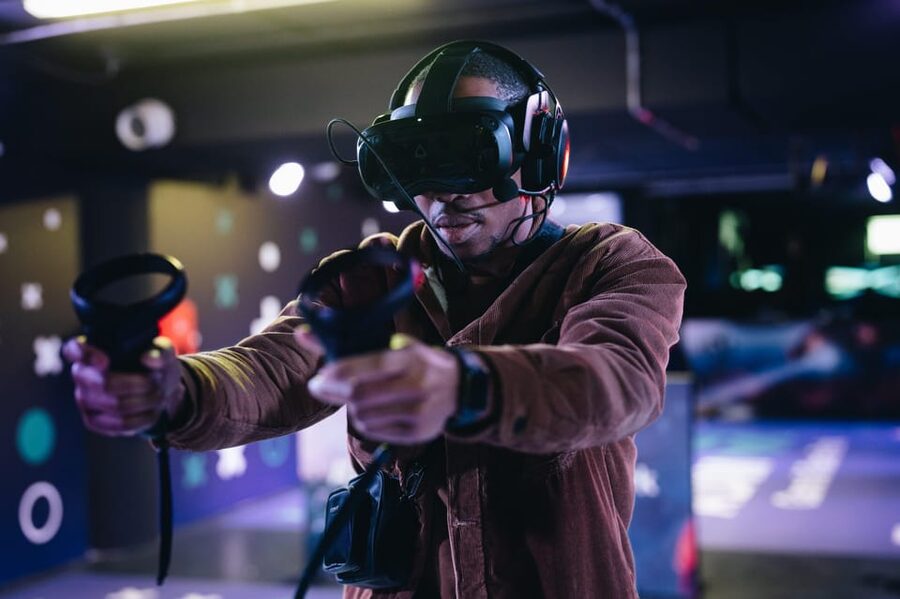 Amsterdam: VR Game Park Free-Roaming Experience - What a 25-minute session feels like, from arrival to game end