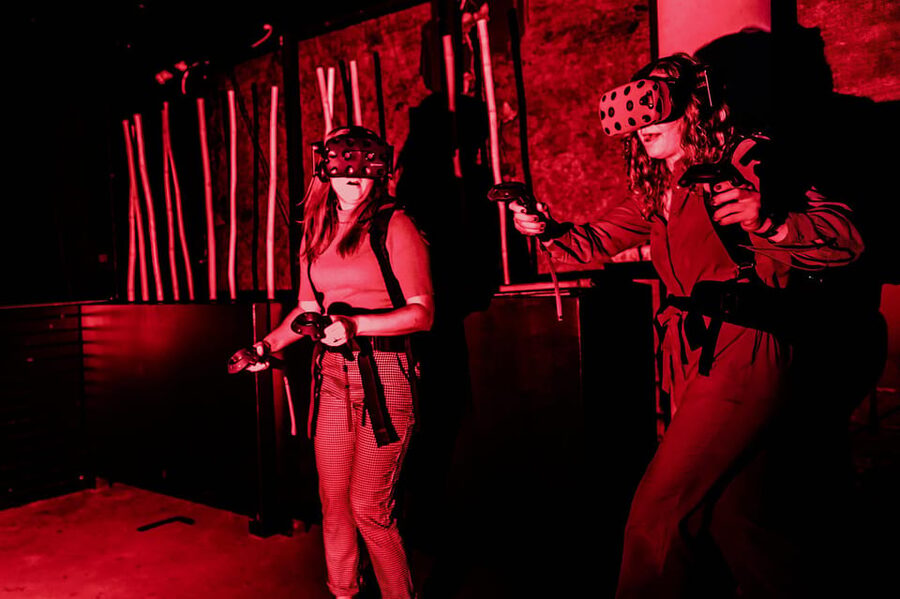 Amsterdam: VR Game Park Free-Roaming Experience - The free-roaming setup: untethered play in a 36-square-meter zone