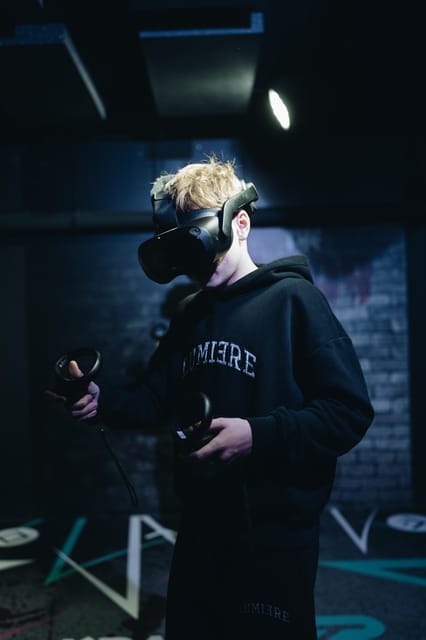 Amsterdam: VR Starter Pack with 6 Tokens - Finding A’DAM VR Game & Race Park on Overhoeksplein