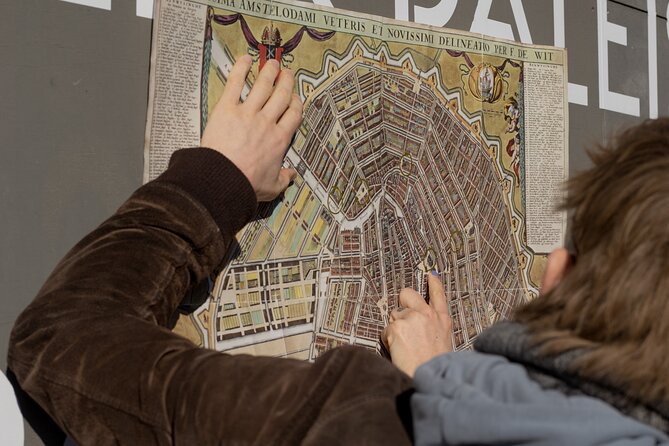 Amsterdam Walking Tour: Urban Legends & History with local guide - Key things I’d circle before you go