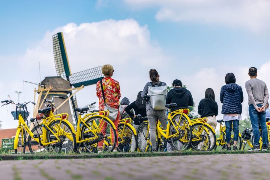 Amsterdam: Waterland District Countryside Villages Bike Tour - Getting from Amsterdam into Waterland: the quick reality check