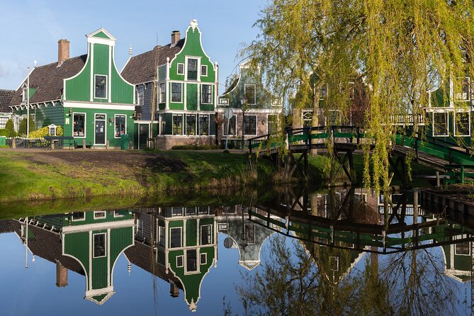 Amsterdam: Windmills, Cheese and Volendam Tour with Video Guide - Quick Practical Tips Before You Go