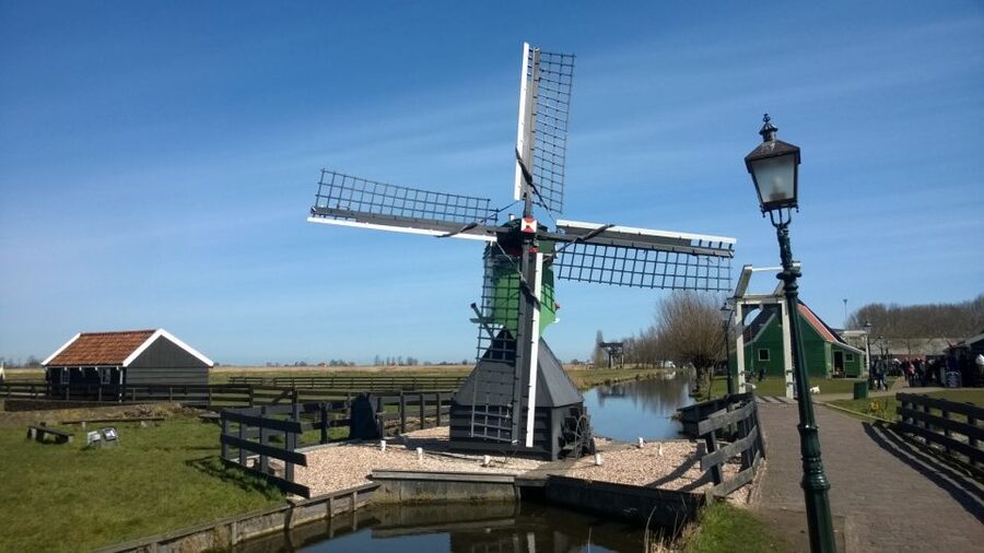 Amsterdam: Zaanse Schans 3-Hour Small Group Tour - Who this tour suits best, and who should skip it