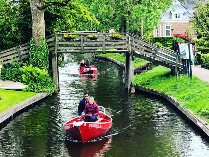 Amsterdam: Zaanse Schans and Giethoorn Guided Combo Tour - Why this Amsterdam day trip works: windmills plus quiet canals