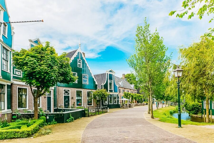 Amsterdam: Zaanse Schans, Edam, Volendam & Marken Bus Tour - Value: is $32 worth it?