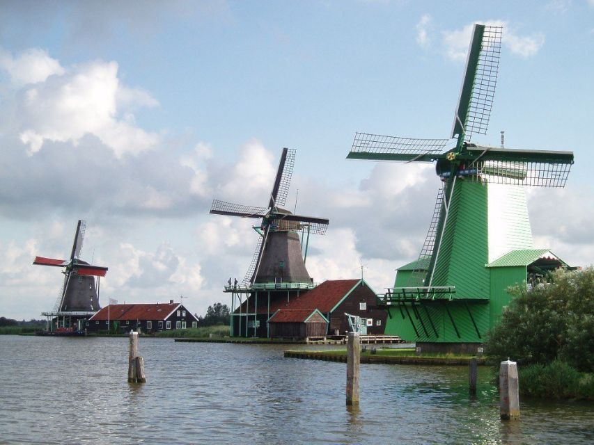 Amsterdam: Zaanse Schans Windmills Bike Tour with Guide - Key things I’d watch for