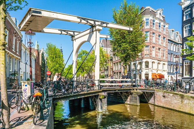 Anne Frank's Amsterdam Jewish History WWII Exclusive Guided Tour - A walking route that turns Amsterdam into WWII memory