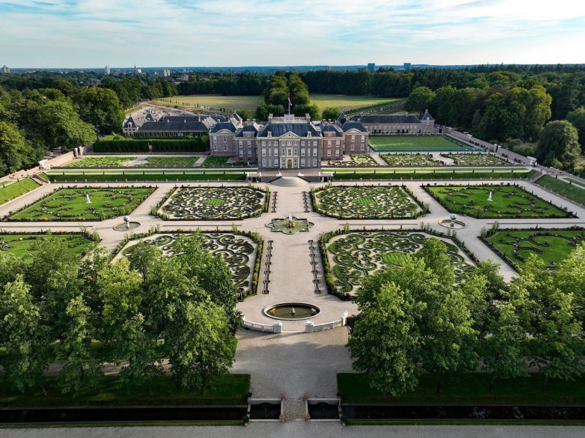 Apeldoorn: Het Loo Palace Entry Ticket - Touring the Royal Rooms and the House of Orange-Nassau Exhibition