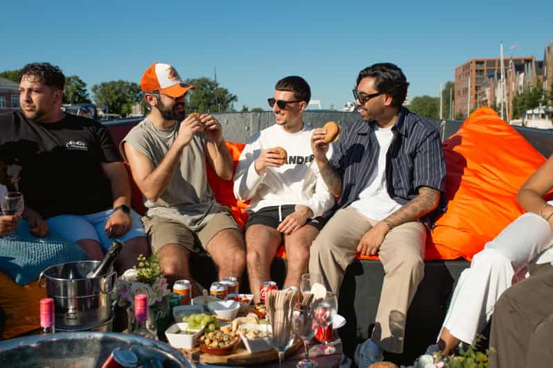 BBQ on Board Haarlem Cruise - Service and storytelling: Mo, Jelle, Sam, and Yannick set the tone