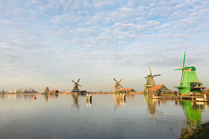 Best of Dutch Countryside: Giethoorn, Windmills, Secret Villages - The guide experience: why Alex matters on this route