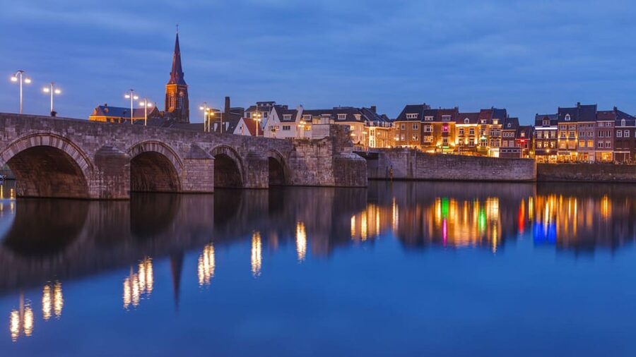 Best of Maastricht: Private Walking Tour with a Local - Key highlights that make this Maastricht tour worth it
