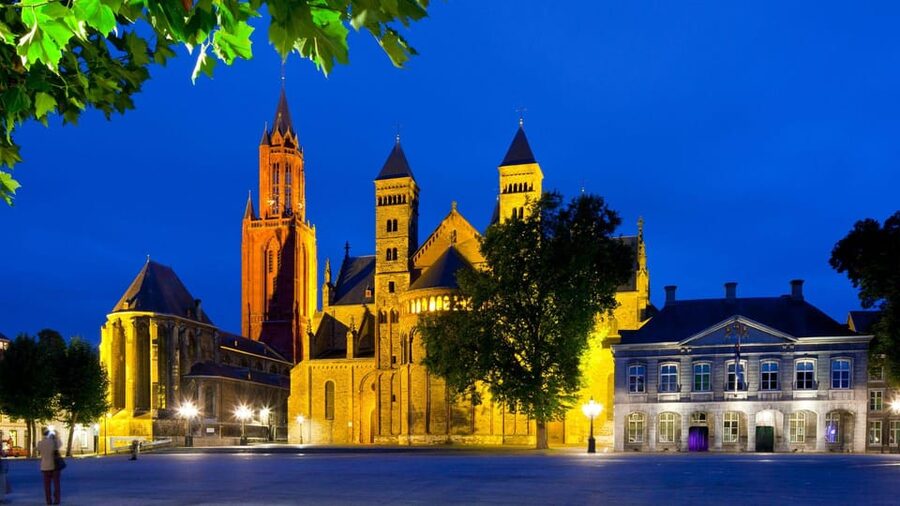 Best of Maastricht: Private Walking Tour with a Local - Local food and shopping tips that actually help you plan your day