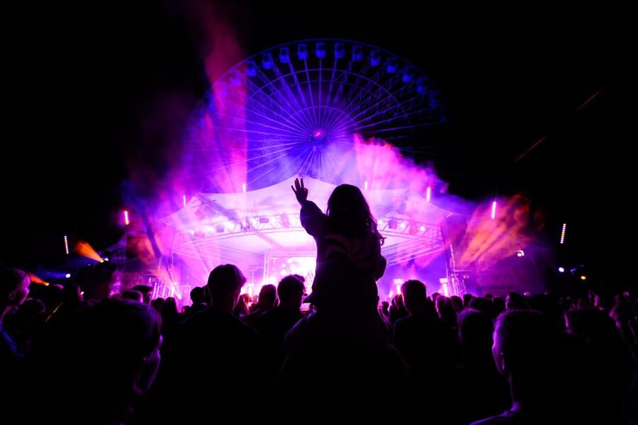 Biddinghuizen: Walibi Holland Entry Ticket - What to Pack and How to Dress for a Full Day of Coasters
