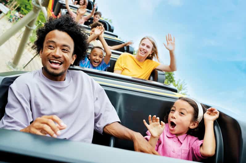 Biddinghuizen: Walibi Holland Entry Ticket - Wind Seekers, Swing Rides, and Bumper Cars: The Playful Thrills Between the Big Drops