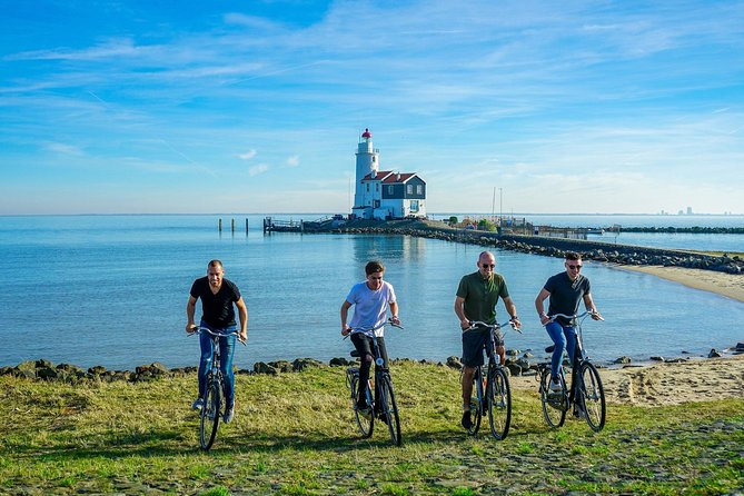 Bike rental Volendam - Explore the Countryside of Amsterdam - Getting Your Bike and Route Straight in Volendam