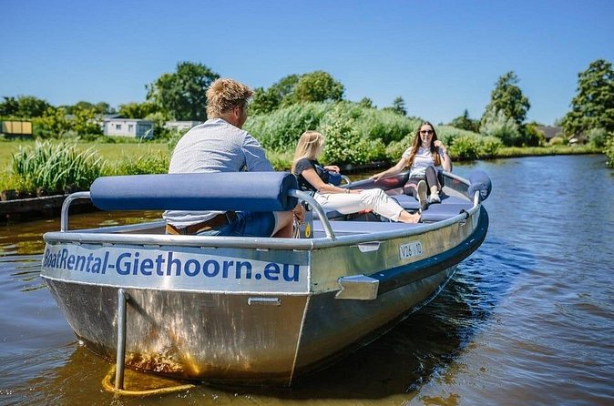 Boat Rental with Steering Wheel and Cushions - Pricing value, what you’re really paying for