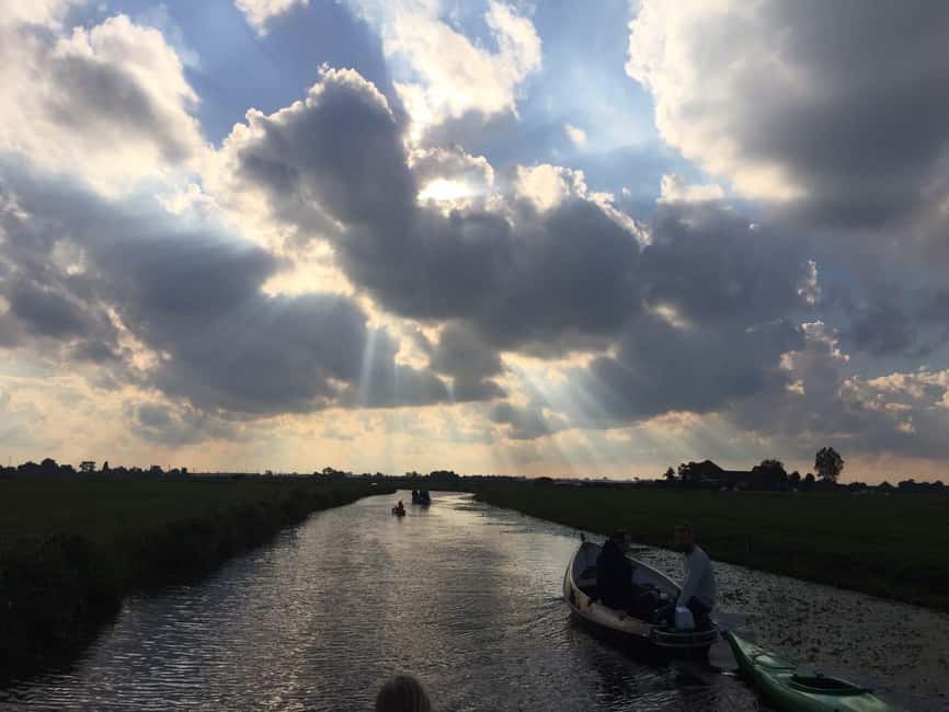 Broek in Waterland: Kayak Rental Close to Amsterdam - Hosts, languages, and the practical side of independence