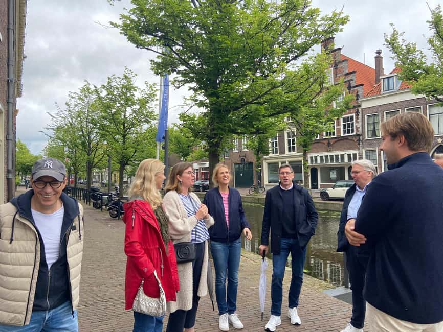 Delft and The Hague: Private Half-Day Tour with Transfer - Delft walking time: canals, the leaning tower, and Vermeer’s footsteps