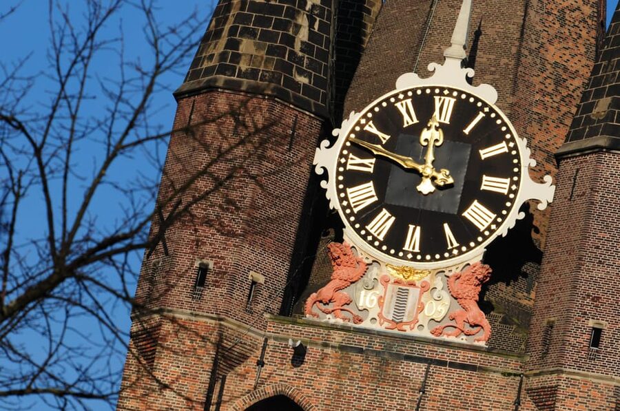 Delft: City Center Walking Tour - The royal and artistic thread: New Church to City Hall to Vermeer Centrum Delft