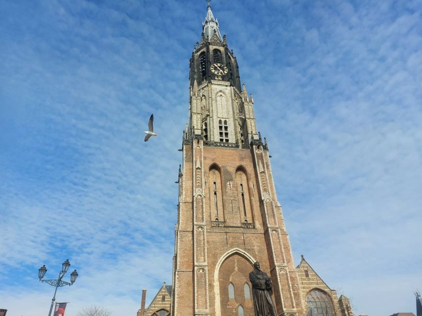 Delft: Dive into the Golden Age on a Private Walking Tour - Market Square and Church + Canal Views That Actually Mean Something