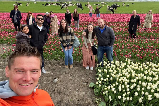 Discover Holland’s Beautiful Tulip Fields with an Expert Guide - Who should book this tulip field tour from Amsterdam