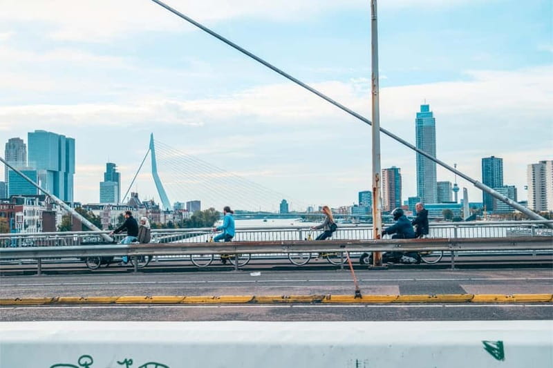 Discover Rotterdam: Classic Highlights Bike Tour by a Local - The 20-minute Heilige Boontjes break, and how to use it well