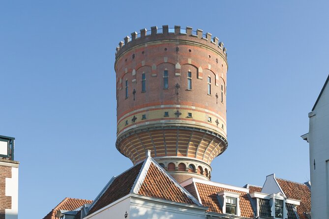 Discover Utrecht with a self-guided Outside Escape city game tour - Stop 1: Watertoren Lauwerhof, a century-old water tower you can’t miss