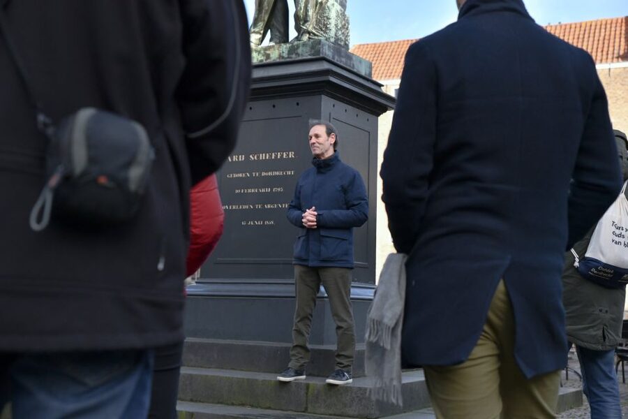 Dordrecht: Dark History Tour - Disasters and crime punishment: learning how justice worked