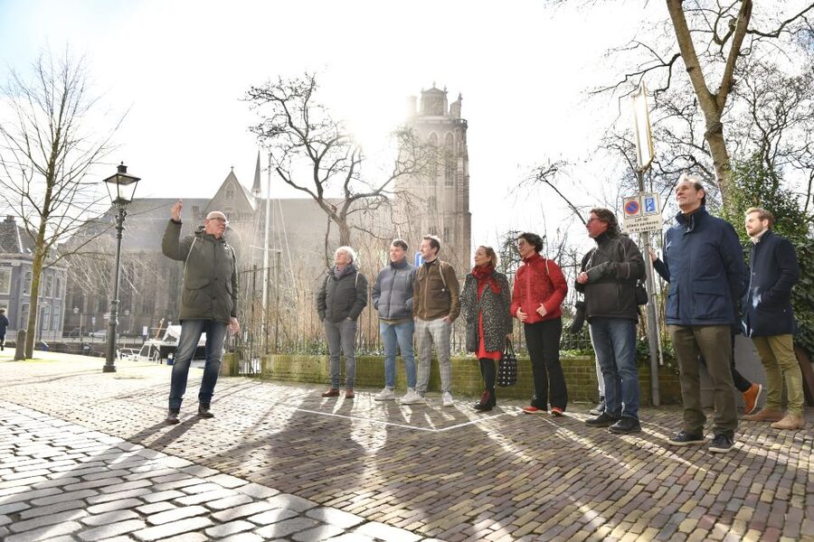 Dordrecht: Highlights and Hidden Gems Walking Tour - Modern Dordrecht: street art, newer architecture, and a courtyard you might miss