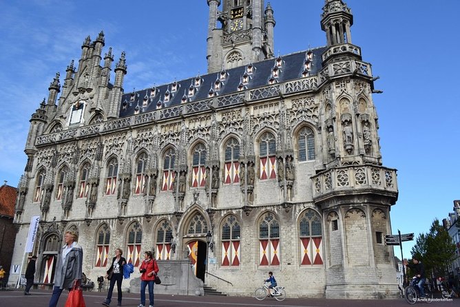 e-Scavenger hunt Middelburg: Explore the city at your own pace - Stop 1: Abdijtoren De Lange Jan, your first big clue anchor