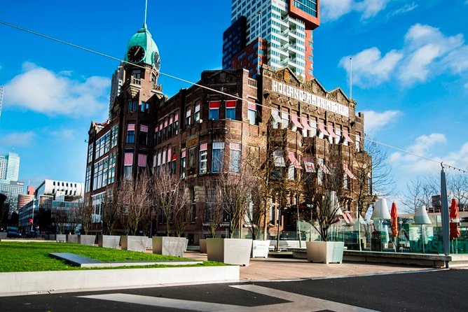 e-Scavenger hunt Rotterdam: Explore the city at your own pace - How the Qula City Trail puzzles and scoring work on your phone