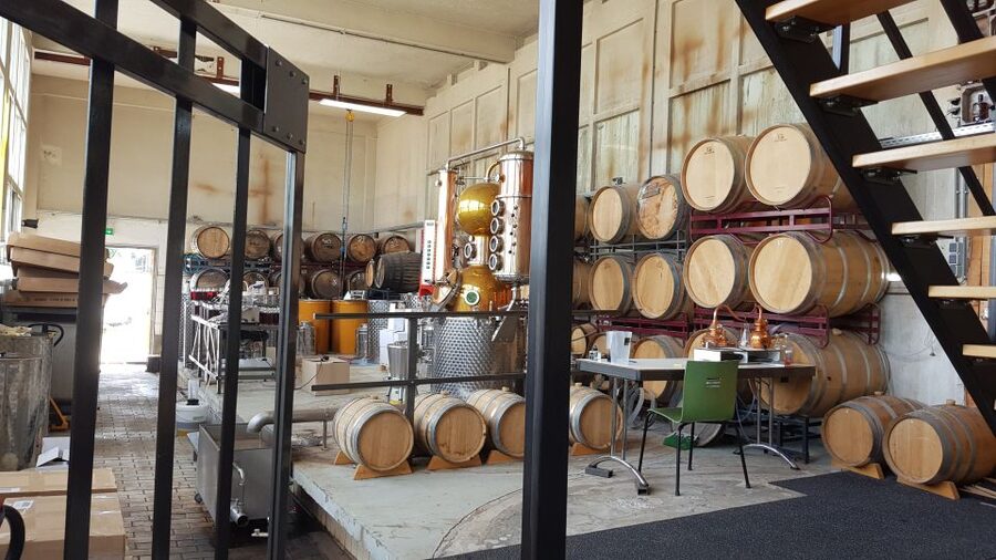Eindhoven: Bottle Distillery Tour and Tasting Experience - Practical Tips for Your Visit (So You Get More From the Hour)