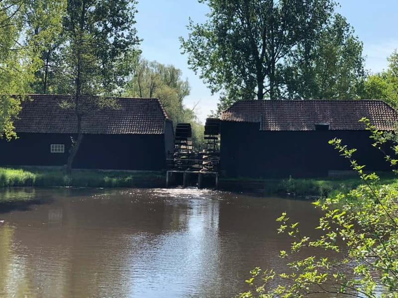 Eindhoven: E-Fatbike Tour The Footsteps Of Vincent van Gogh - Van Gogh Village Museum in Nuenen: Potato Eaters goes multimedia