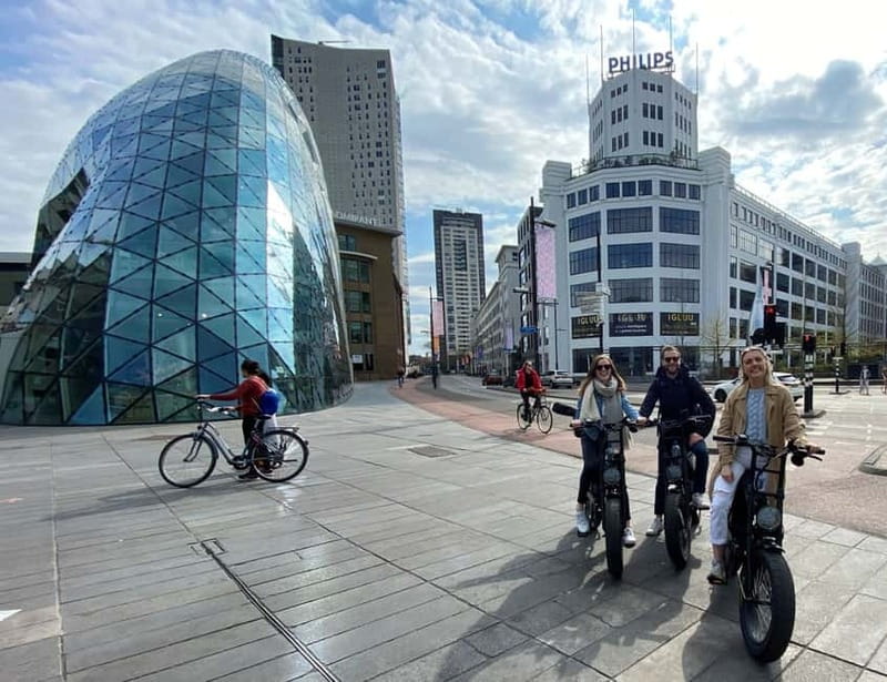 Eindhoven: Full Day E-Fatbike Rental including route - Families and group logistics, including the child height rules