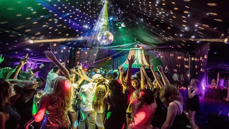 Eindhoven: Pub Crawl with Free Drinks and Entrance - Key highlights you will actually feel