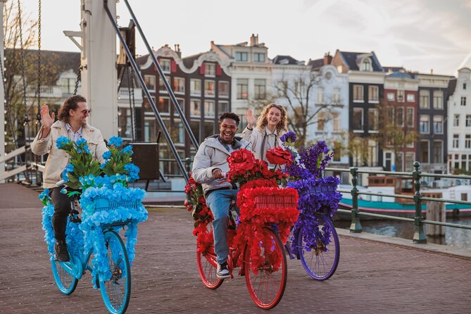 Explore Amsterdam canals on iconic Flower Bikes - Snacking and the little things that make the experience feel complete
