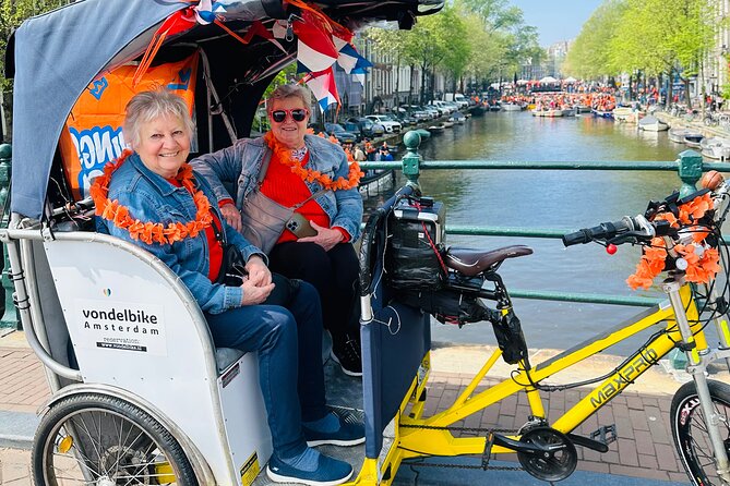 Explore Amsterdam in 75 Minutes – Pedicab Rickshaw City tour - Meeting at Muntplein and How Pickup Typically Works