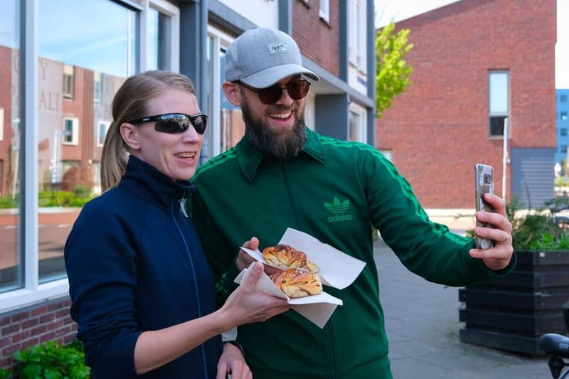Food Tour by Bike: enjoy 6 bites and cycle trough Utrecht - LOAF sourdough bakery: the tour opener for bread lovers