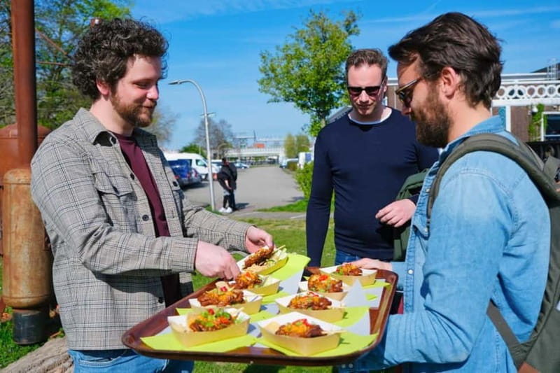 Food Tour by Bike: enjoy 6 bites and cycle trough Utrecht - Little World Kitchen at De Conciërge: a neighborhood-meets-menu moment